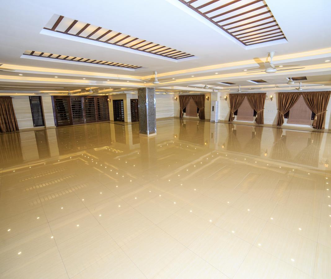 Shelton Hotel Rawalpindi Exterior foto