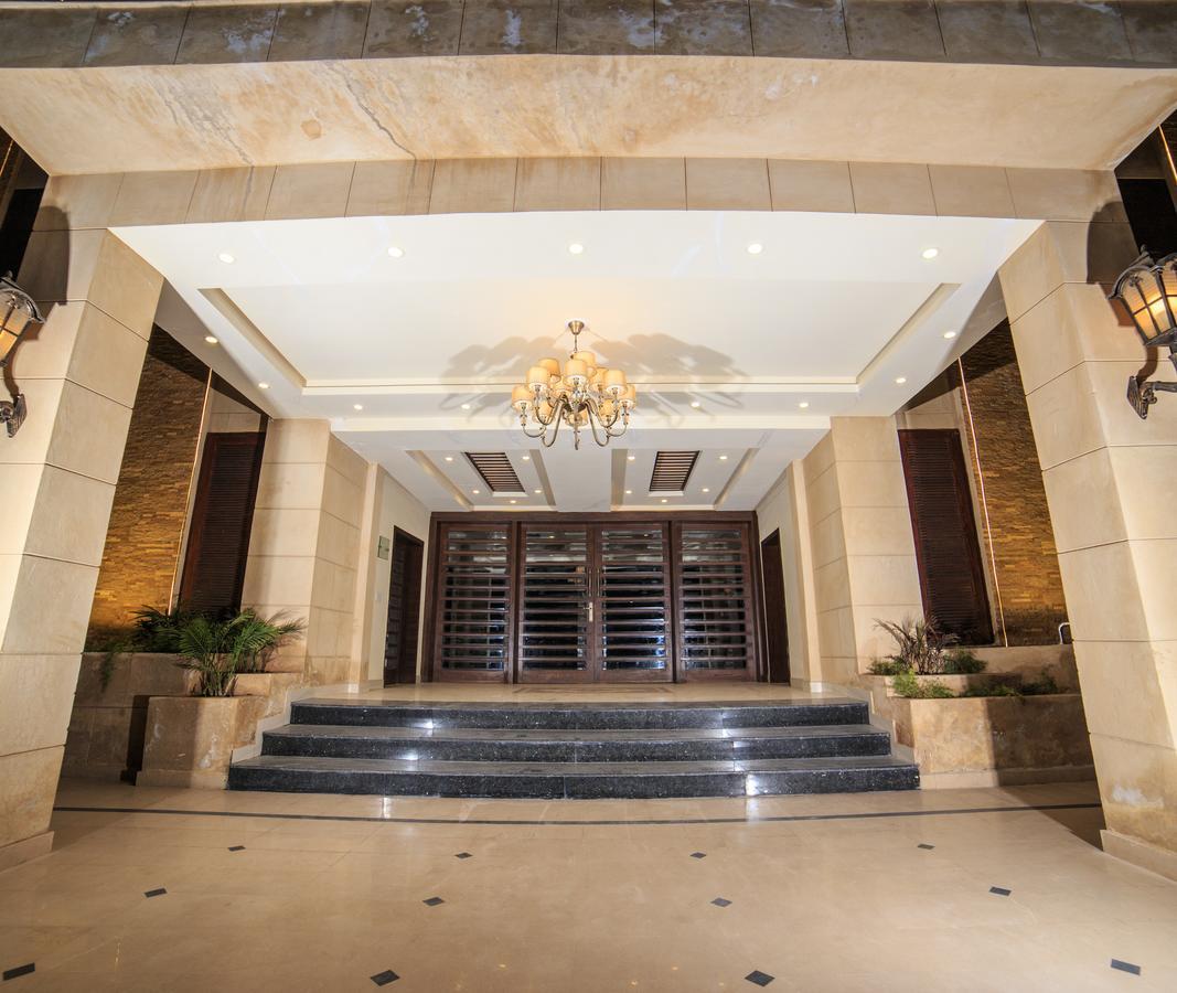 Shelton Hotel Rawalpindi Exterior foto